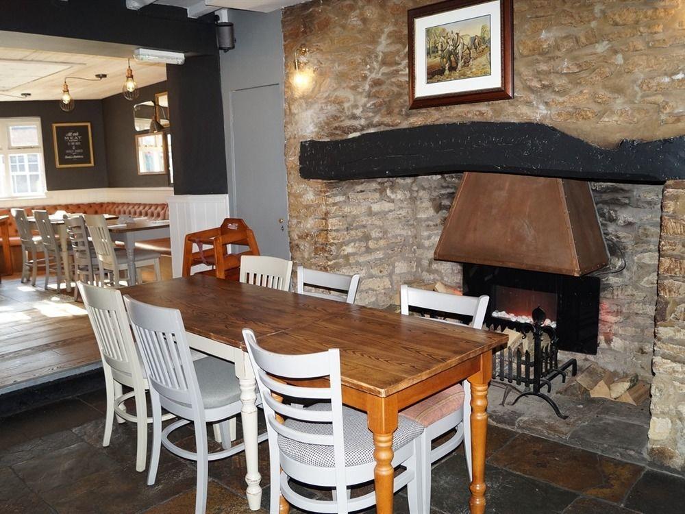 The Plough Bicester Eksteriør bilde